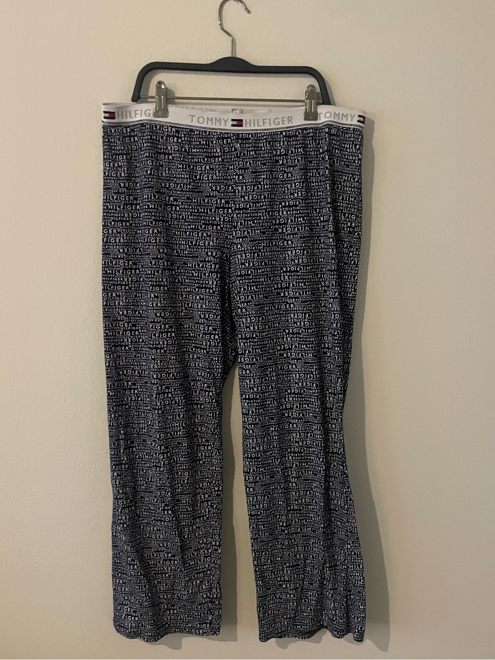 Women's large Tommy Hilfiger Navy & White All-Over Logo Lounge Pants